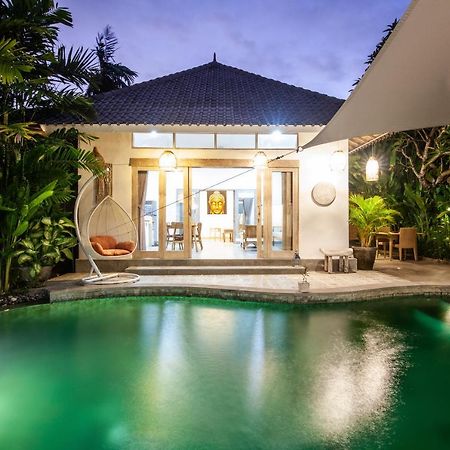 Ambermoon Villas Σεμινιάκ Εξωτερικό φωτογραφία